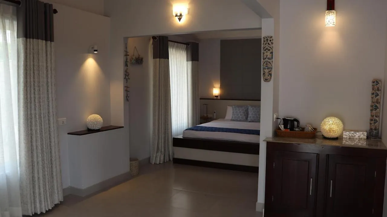 Hotel Ayana Beach Ja-Ela